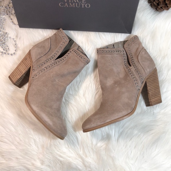 finchie bootie vince camuto